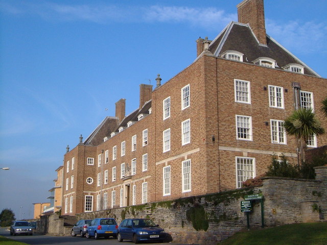 埃克塞特大学也是英国主流媒体评价最高的高等学府之一.